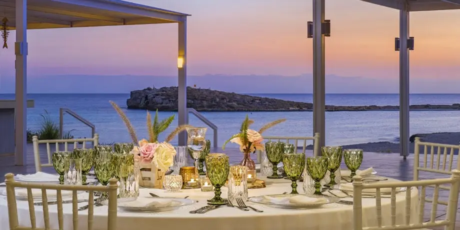 Ανακάμπτει ο γαμήλιος τουρισμός στην Αγία Νάπα