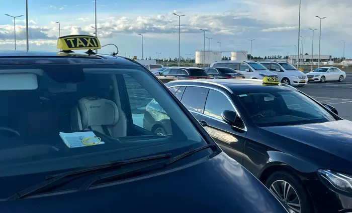 Απεργούν σήμερα τα ταξί - Διαμαρτύρονται για πειρατικά και πλατφόρμες