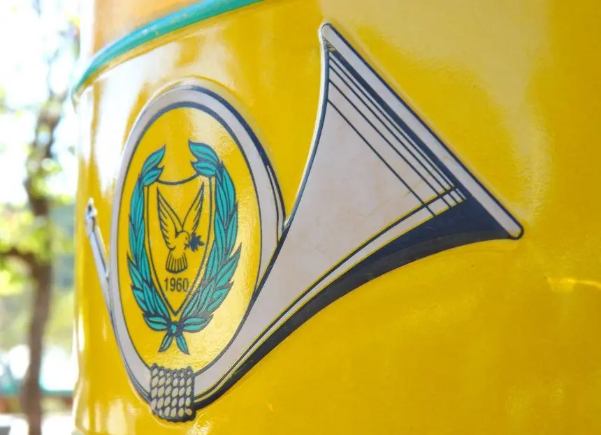 Για παραπλανητικά μηνύματα προειδοποιούν τα Ταχυδρομεία - Τι να προσέξετε