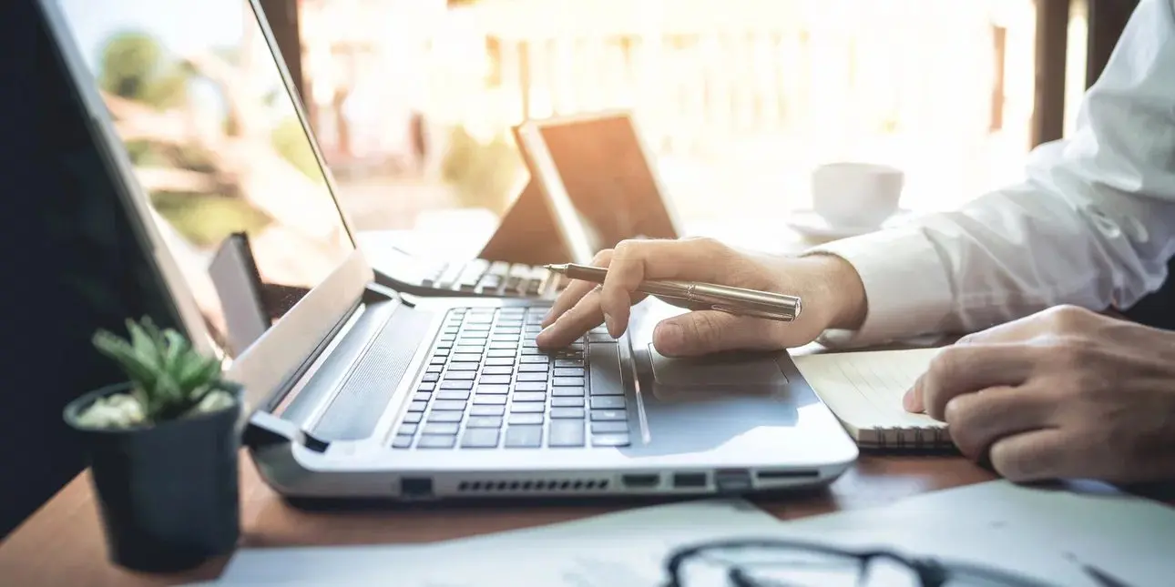 Πέμπτη τα νεότερα για την τηλεργασία στο Δημόσιο – Στην Ολομέλεια η αναπομπή