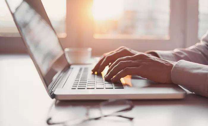 «Βιάζεται» το ΥΠΟΙΚ για την τηλεργασία στο Δημόσιο  – Τι ζητά από όλους τους προϊστάμενους