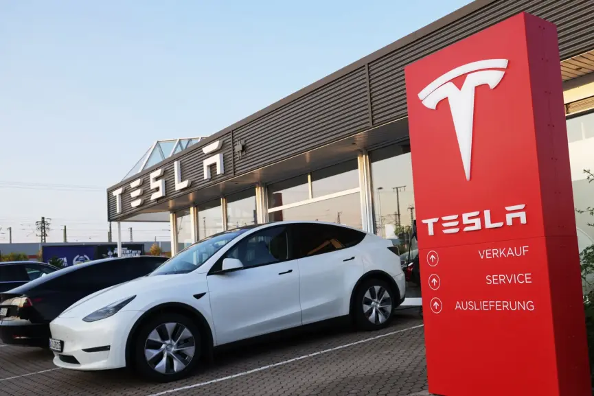 Tesla: «Κατέρρευσαν» οι πωλήσεις στην Ευρώπη, παρά το νέο Model Y (γράφημα)