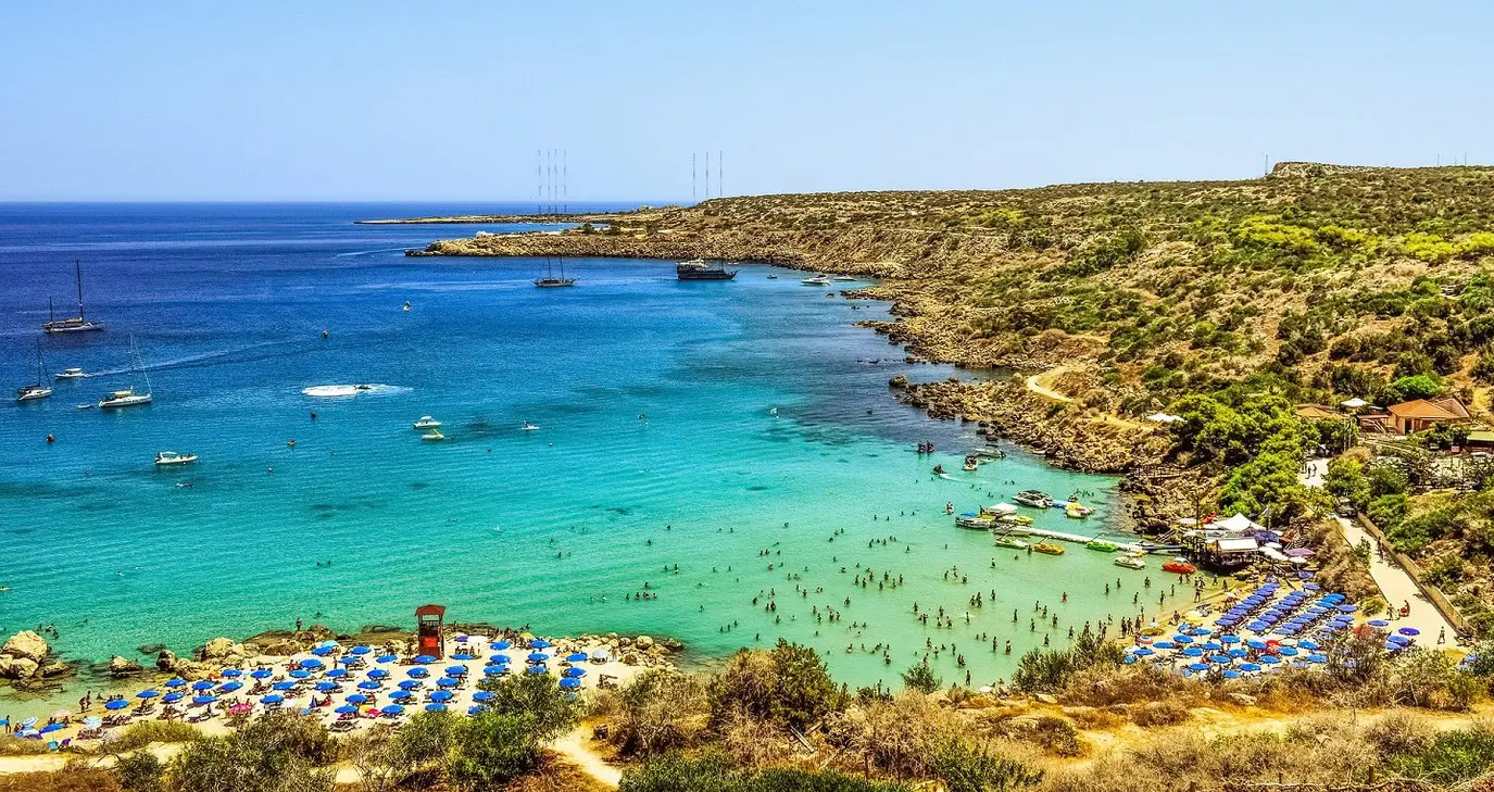 Κομισιόν: Πρώτη στην Ευρώπη η Κύπρος με τα καθαρότερα νερά κολύμβησης