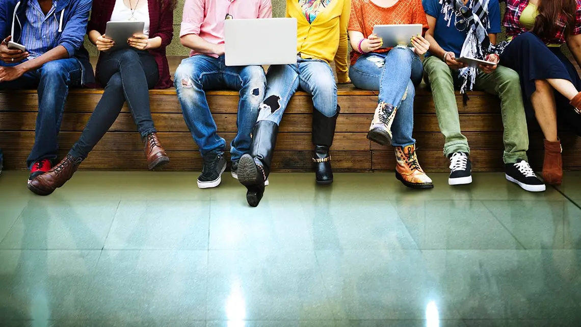 Έρευνα ΕΥ: Εντυπωσιακά αισιόδοξοι οι νέοι για το μέλλον & την εργασία!