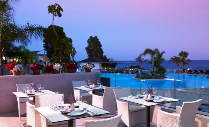 Akakiko και Ελληνικό Ουζομεζεδοπωλείον: Που θα βρεις τα αγαπημένα σου εστιατόρια