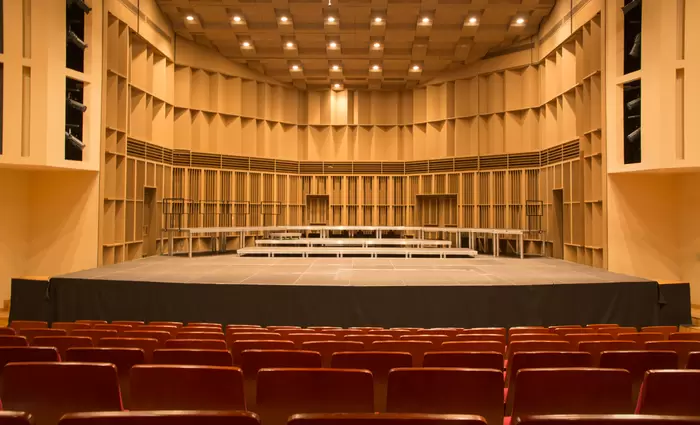 Επίδομα €900 για τους ανθρώπους του πολιτισμού