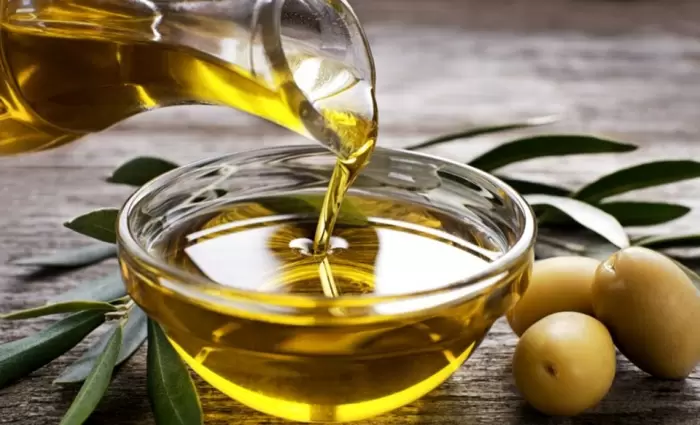 Σε είδος πολυτελείας εξελίσσεται το ελαιόλαδο - Αγγίζει τα 15 ευρώ