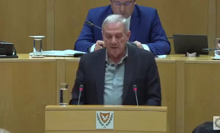 Θεοπέμπτου: Σκάνδαλα με διαχείριση αποβλήτων και ΑΗΚ που μας στοιχίζουν εκατομμύρια