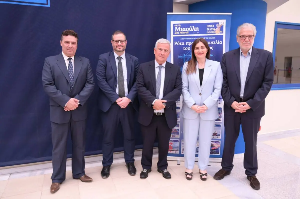 Χατζημανώλη: Συνεργασία και εφαρμογή διεθνούς δικαίου ενισχύουν τη ναυτιλία