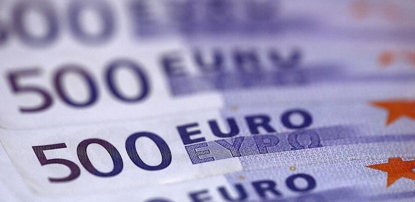 Ελαφρά μείωση στα επιχειρηματικά δάνεια