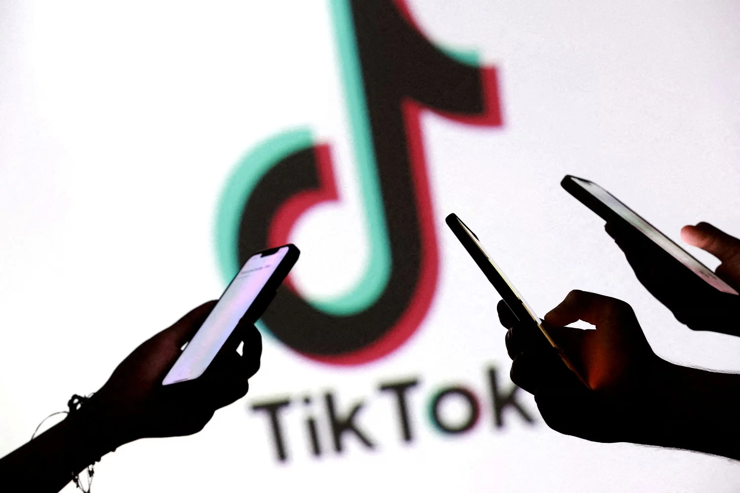 Μπέσεντ: Πράσινο από Κίνα στην πώληση του Tik Tok