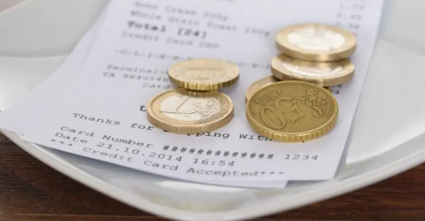 Ξεκίνησε με διαφωνίες και επιφυλάξεις η συζήτηση της πρότασης νόμου για τα tips