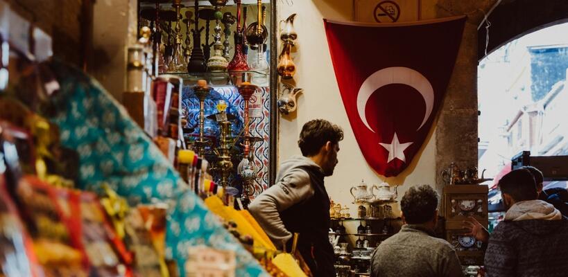 Τουρκία: Βαρύ πλήγμα για τις επιχειρήσεις το επιτόκιο δανεισμού στο 50%