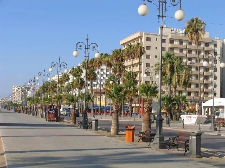 Ρεκόρ τουριστών και τον Νοέμβριο προς την Κύπρο (πίνακας)