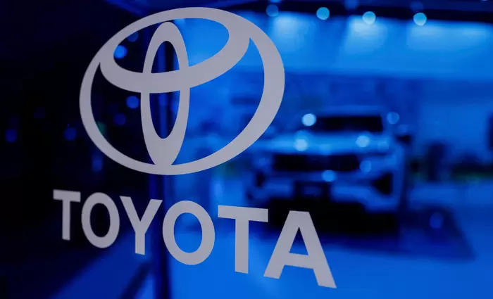 Toyota: Ρεκόρ πωλήσεων με ώθηση από τα υβριδικά – Άλμα 14% για τη μετοχή