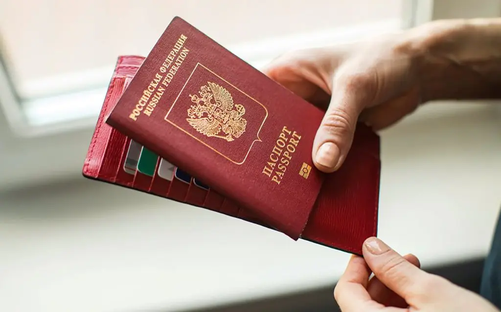 Η Ρωσία διευκολύνει τη χορήγηση θεωρήσεων διαβατηρίων για πολίτες έξι χωρών