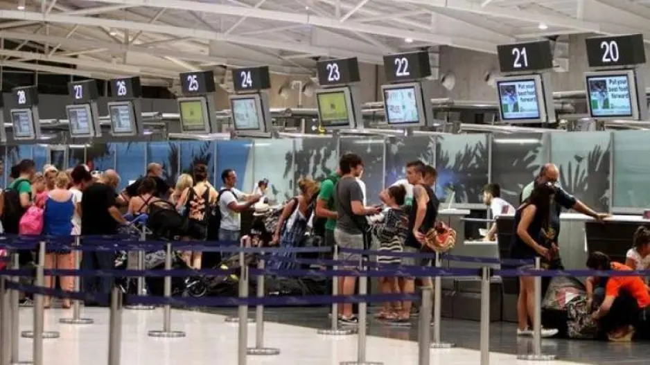 Αυξήθηκαν οι αφίξεις τουριστών στην Κύπρο