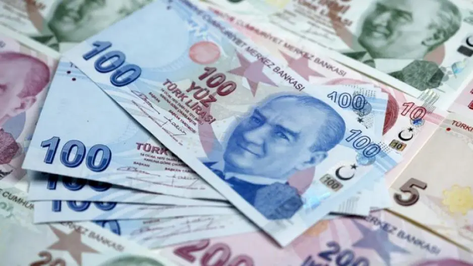 Στον κάλαθο τα Erdoganomics – Στο 15% εκτοξεύθηκαν τα επιτόκια