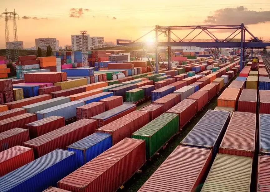 Εμπορικός πόλεμος: Ξεκίνησε ο δεύτερος γύρος από τον Ντόναλντ Τραμπ