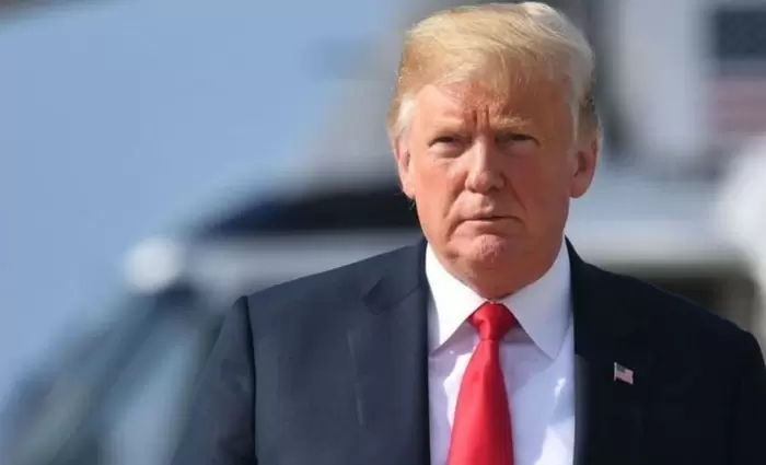 Ο Τραμπ απειλεί με νέες κυρώσεις τη Ρωσία