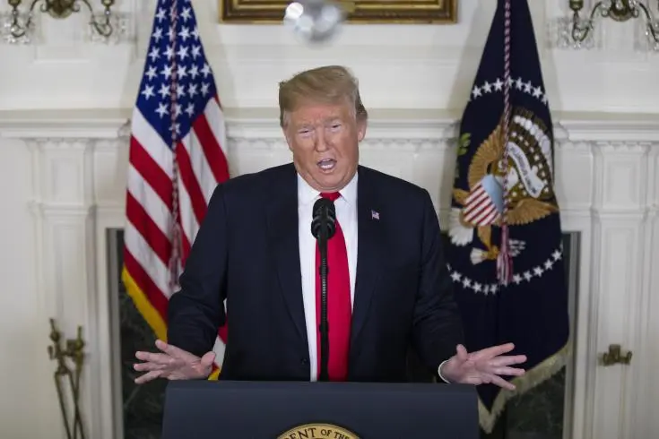 Τράμπ: Συμφωνία για το μεταναστευτικό με αντάλλαγμα το τείχος