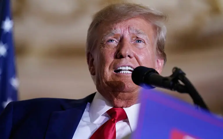 ΗΠΑ: Δασμοί 25% σε φορτηγά και 10% σε λεωφορεία και πούλμαν