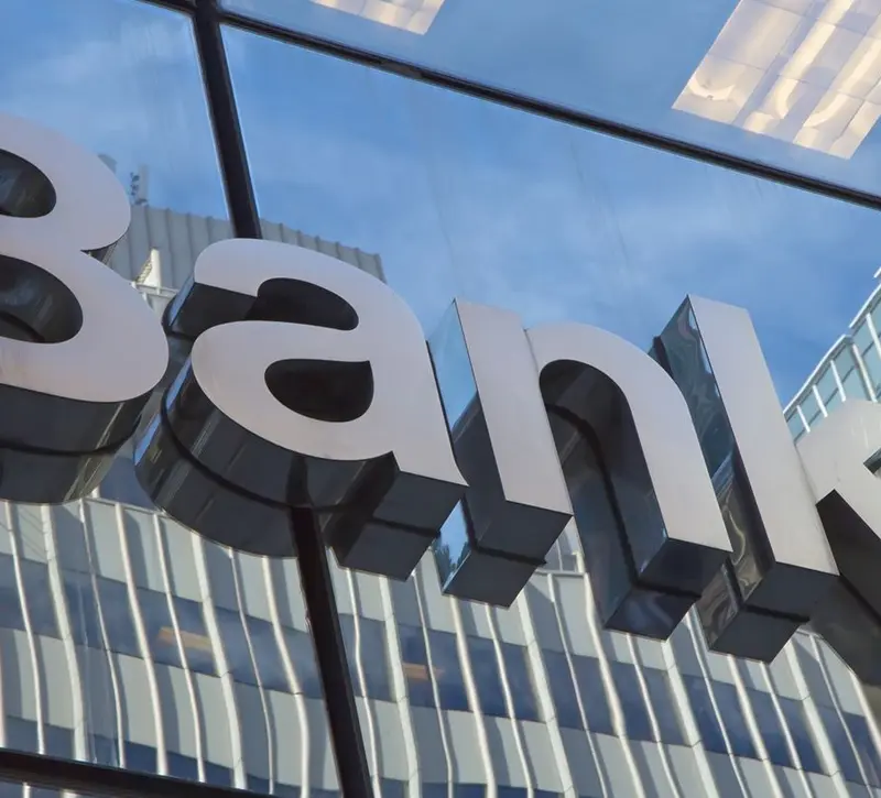 Σύνδεσμος Τραπεζών: Ναι σε βιώσιμες λύσεις, όχι στην αβεβαιότητα – «Πληρώσαμε ήδη φόρο 775 εκατ.»