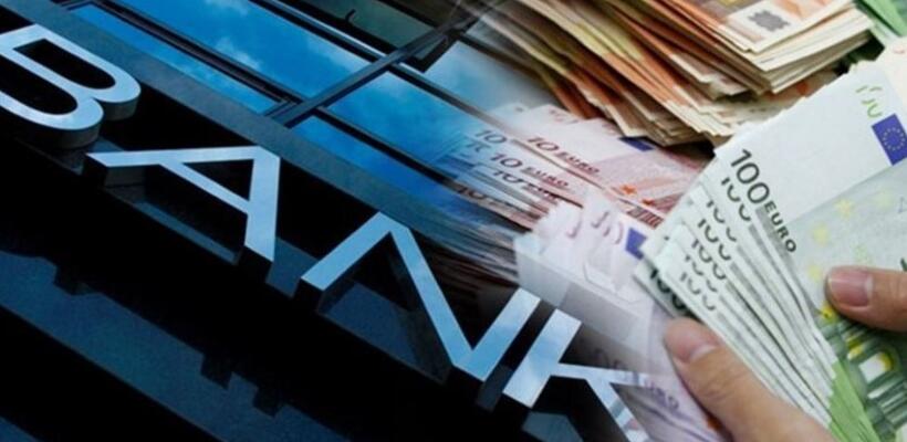 Μείωση €5,5 δισ. στα δάνεια των τραπεζών