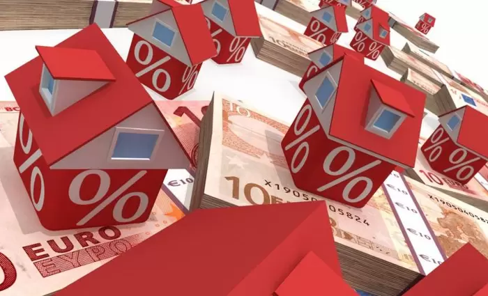 Φέρνει καλά νέα το ’25 για δανειολήπτες – Προς νέες μειώσεις επιτοκίων