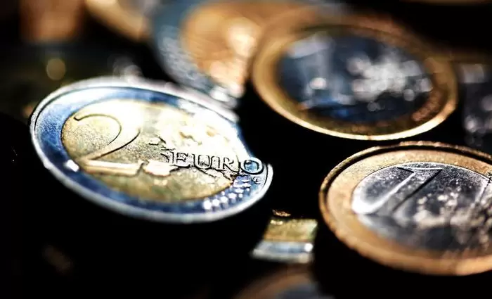 Μειώθηκε το έλλειμα ισοζυγίου τρέχουσων συναλλαγών