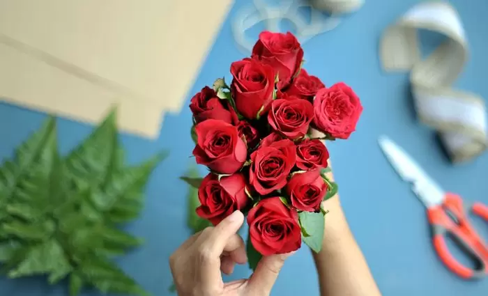 Στο «κόκκινο» η ζήτηση για τριαντάφυλλα - Πού κυμαίνονται οι τιμές