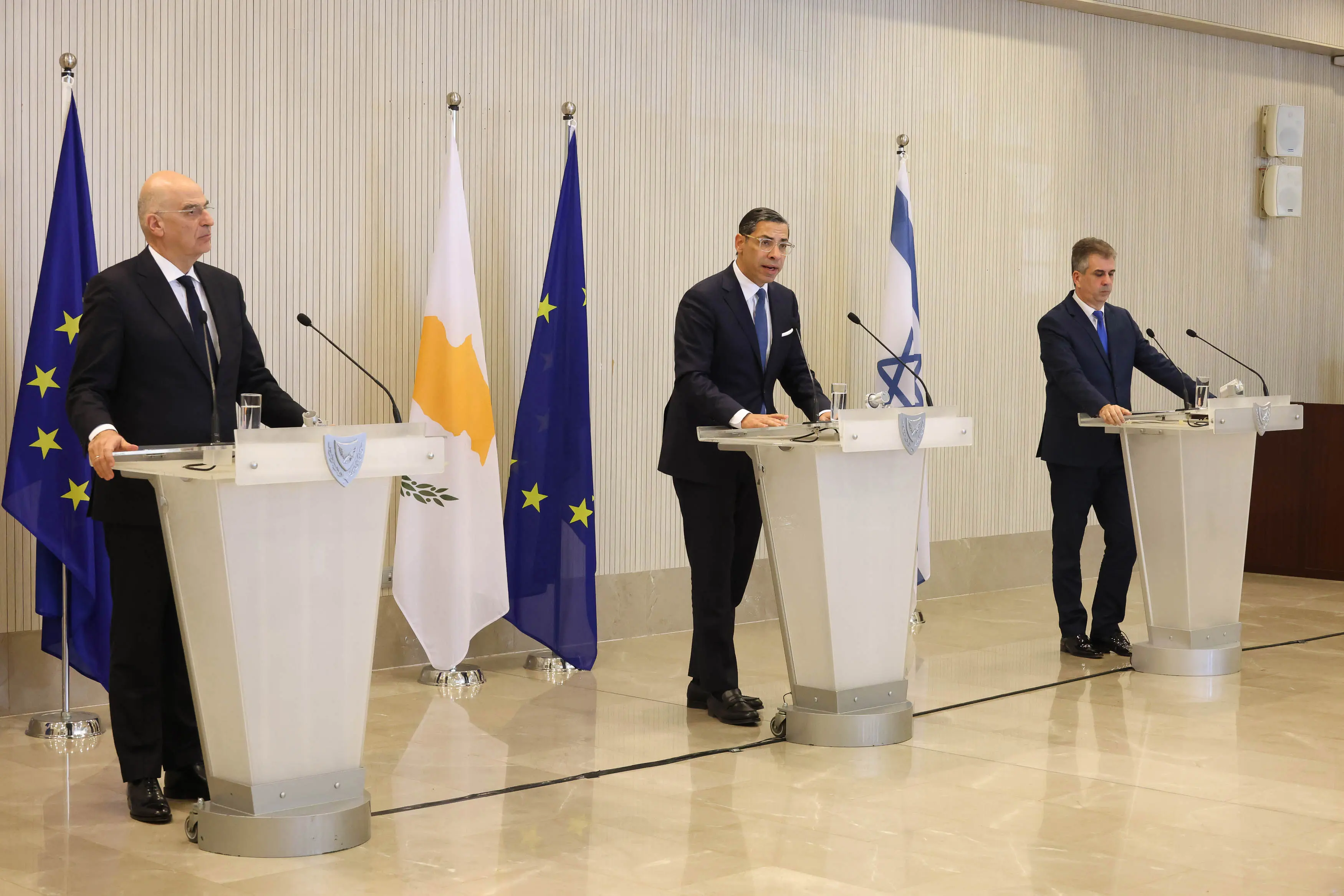 ΥΠΕΞ Κύπρου-Ελλάδας-Ισραήλ τόνισαν τη σημασία της ενεργειακής συνεργασίας