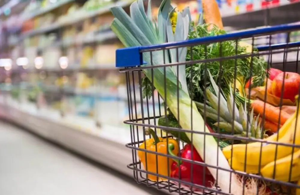 Χειμώνας παγκόσμιας μάχης με τις ανατιμήσεις στα τρόφιμα