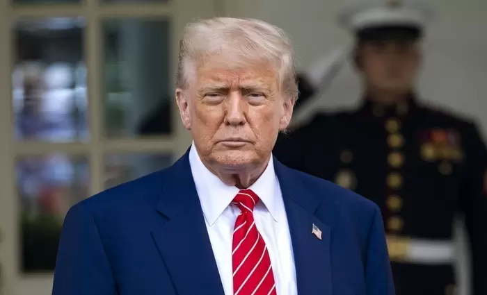 Ο Τραμπ επιμένει: Θα ορίσω μονομερείς δασμούς σε δύο εβδομάδες