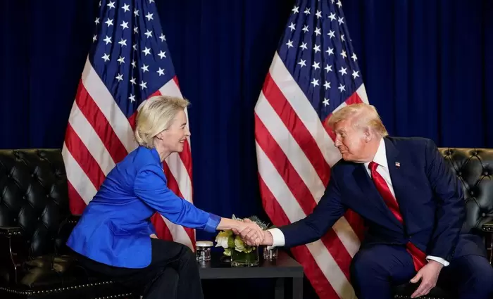 ΕΕ: Μείωσε εισαγωγές ορυκτών καυσίμων από τις ΗΠΑ παρά την συμφωνία $750 δισ. με τον Τραμπ