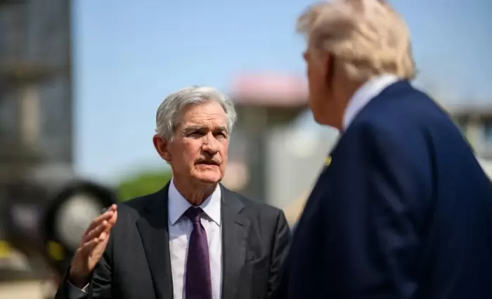 Το ριψοκίνδυνο σχέδιο του Τραμπ για κυριαρχία στη Fed και η «βόμβα» του χρέους