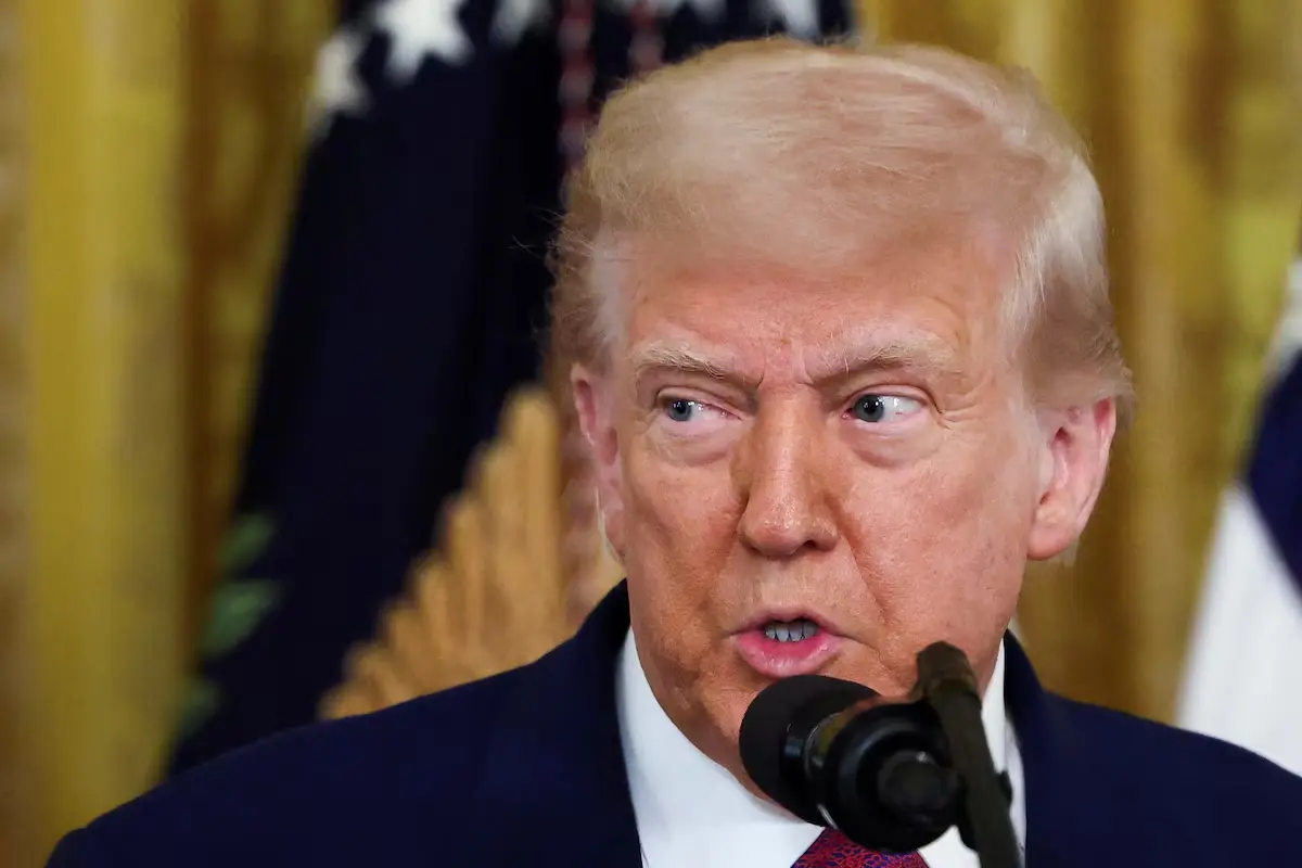 Τραμπ: Πώς τα κρυπτονομίσματα τον κάνουν πλουσιότερο