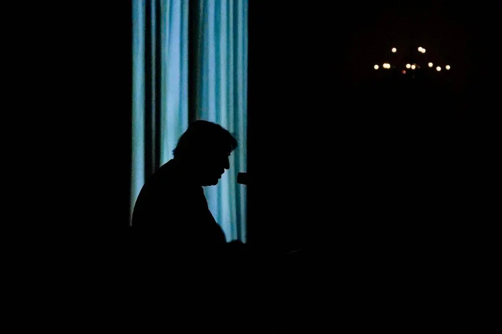 «Καίνει» οι επιστολές Τραμπ σε 150 χώρες - Επιβάλει δασμούς 10% έως 15%