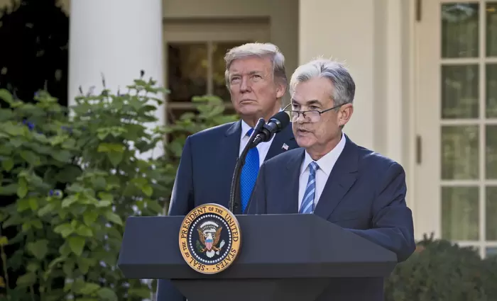 Τι θα συμβεί εάν ο Τραμπ απολύσει τον Πάουελ