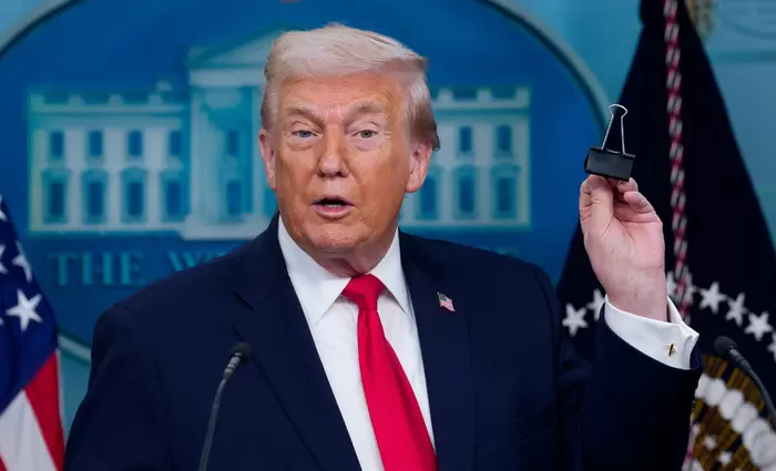 Τραμπ: Δεν πιστεύω ότι η υπόθεση της Γροιλανδίας θα τινάξει στον αέρα την εμπορική συμφωνία με την Ευρώπη