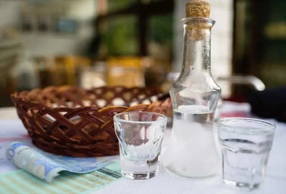 Τσίπουρο – Τσικουδιά: Ανερχόμενη δύναμη στις εξαγωγές της Ελλάδας