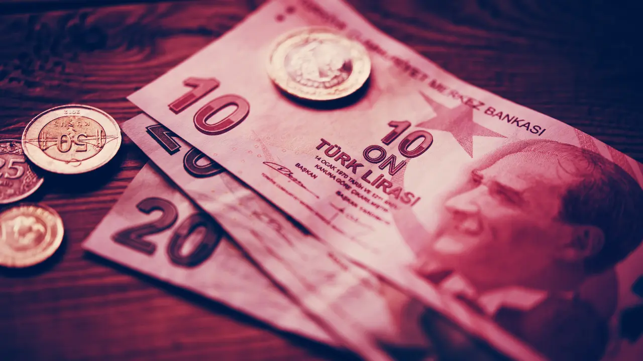 Αγοράζουν κρυπτονομίσματα οι Τουρκοί για να γλιτώσουν από την λίρα