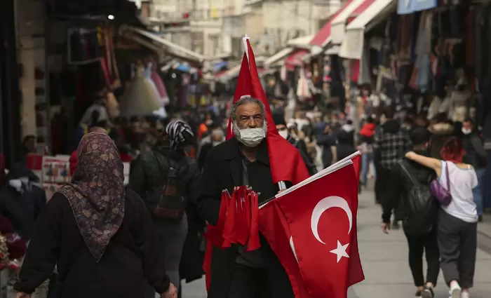 Stratfor: Η οικονομική κρίση κάνει πιο επιθετική την Τουρκία