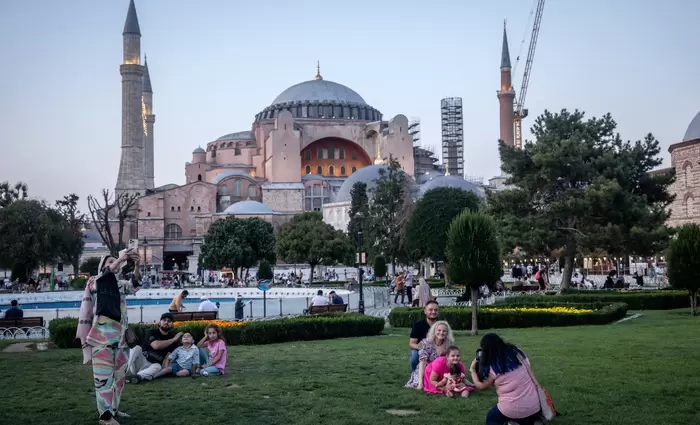 Τουρκία: Καθίζηση στην τουριστική κίνηση τον Ιούλιο για πρώτη φορά μετά την πανδημία