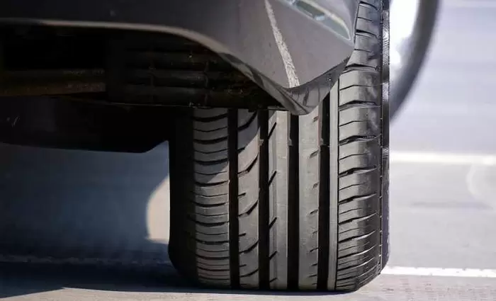 Γιατί οι οδηγοί πρέπει να ελέγχουν τα ελαστικά των αυτοκινήτων τους