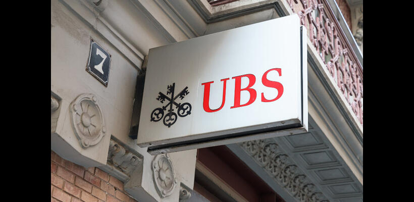 Προειδοποιήσεις «εκ των έσω» για το μεγάλο μέγεθος της UBS