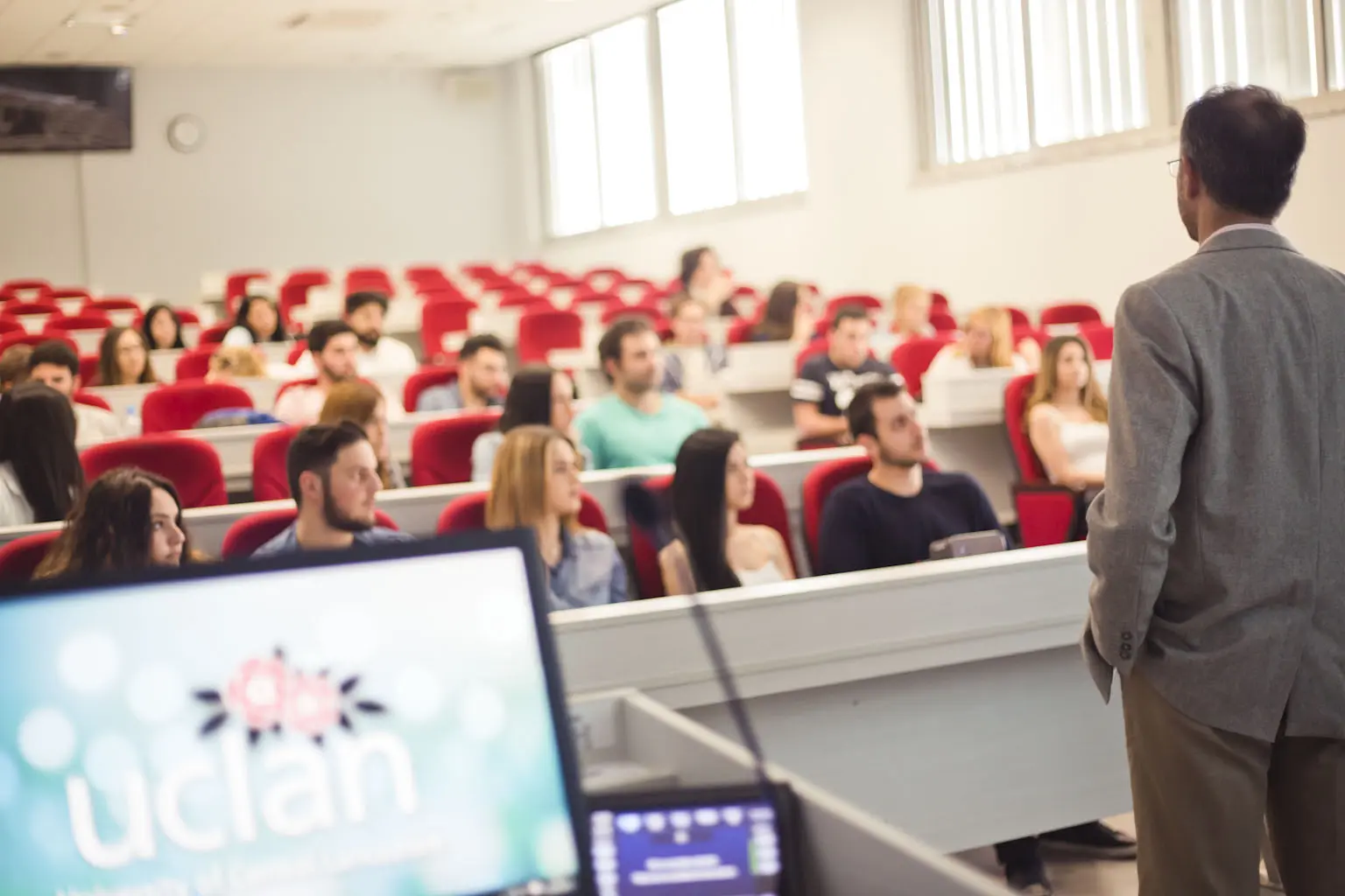 Η Επανάσταση των Μεγάλων Δεδομένων (Big Data) και η Αύξηση στη ζήτηση Στατιστικολόγων