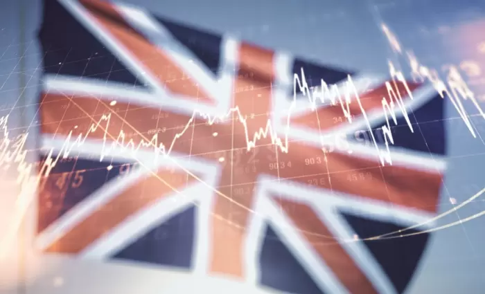 Βρετανική οικονομία: Ισχυρότερη από τις αρχικές εκτιμήσεις η ανάκαμψη μετά την πανδημία