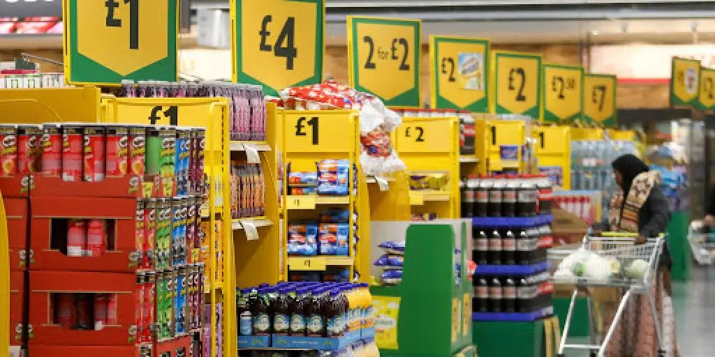 Από σήμερα πιο ακριβό το φαγητό για τους Βρετανούς λόγω Βrexit