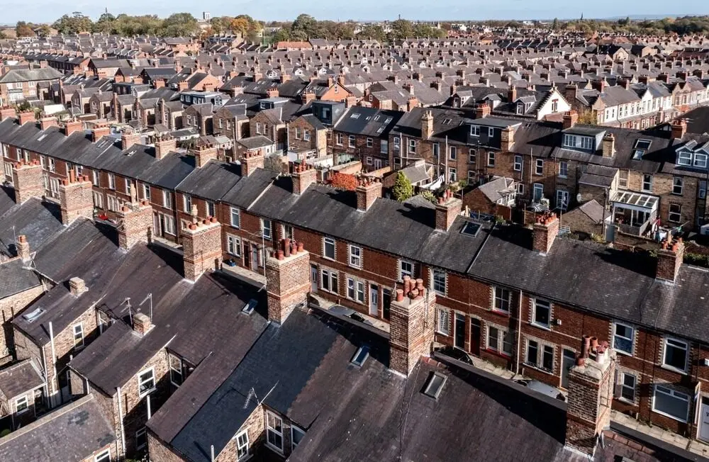 Ανακάμπτουν οι τιμές κατοικιών στο Ηνωμένο Βασίλειο – Αυξάνεται η ζήτηση